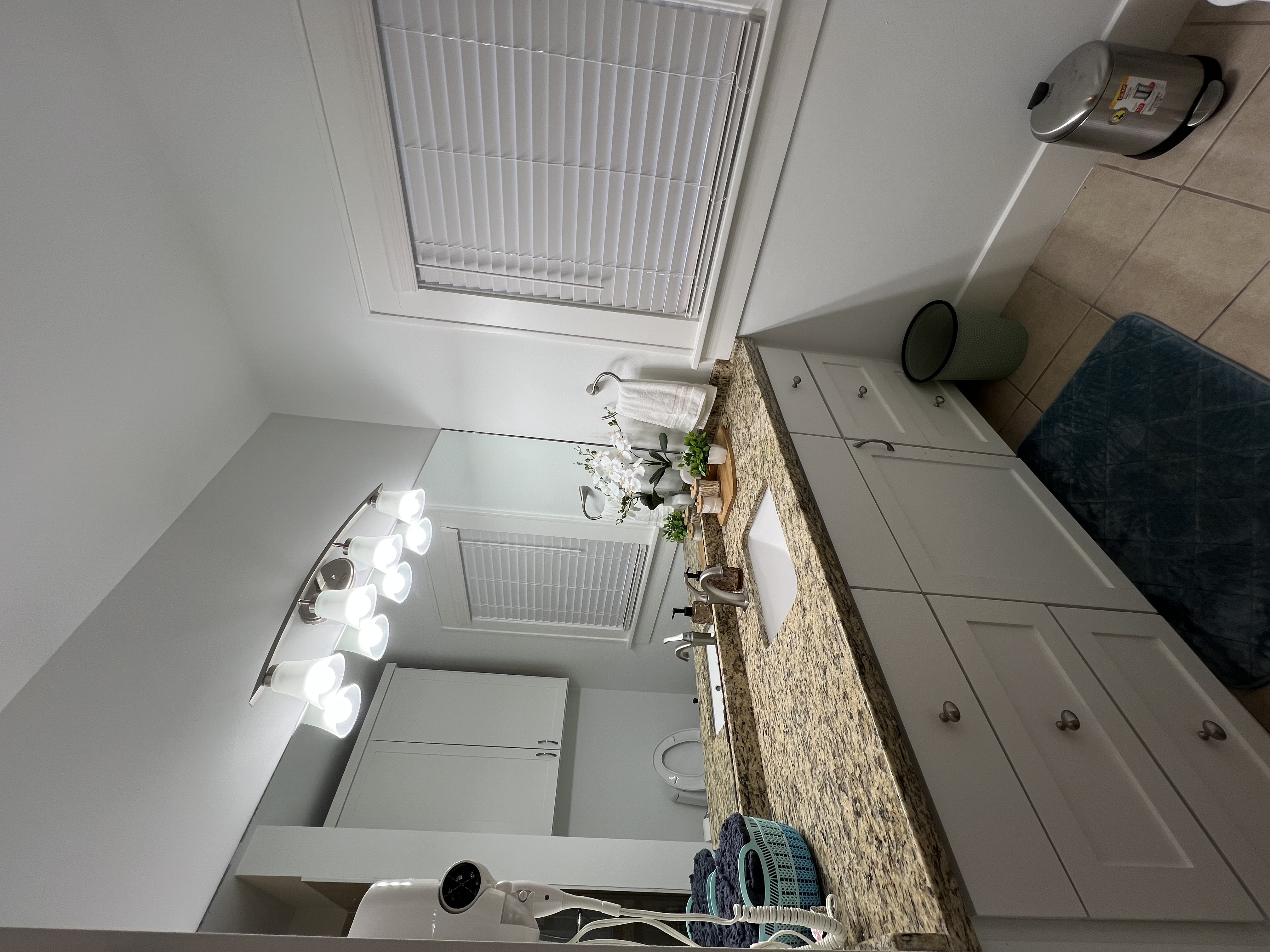 Shared bathroom 2