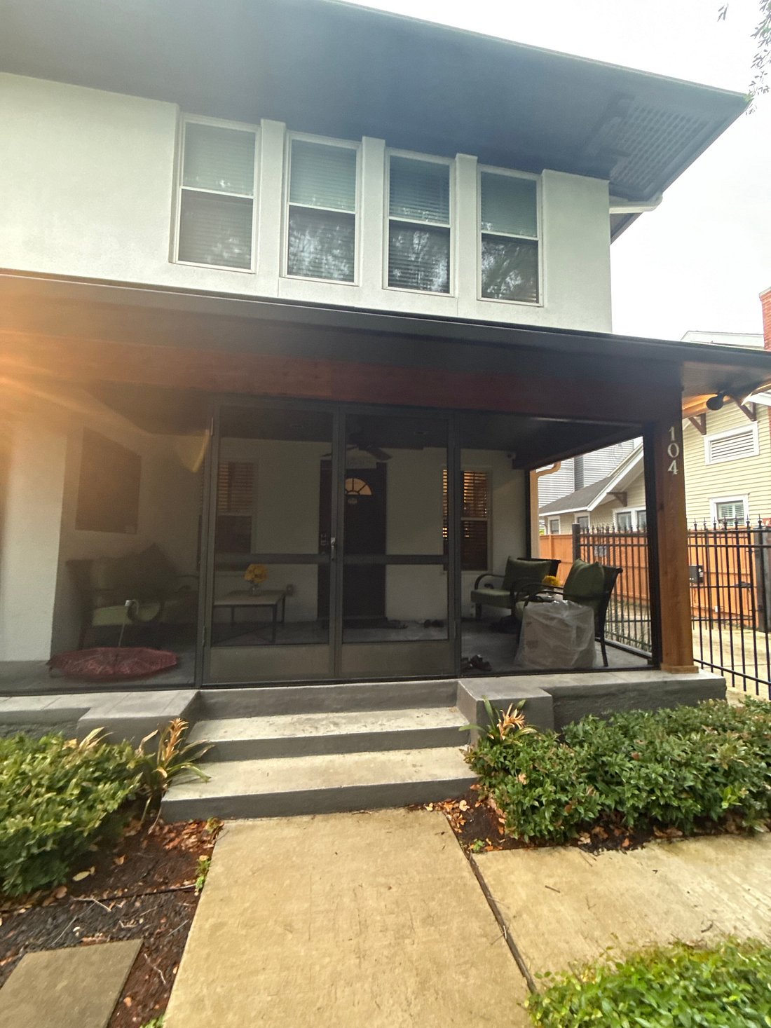 Exterior view 4