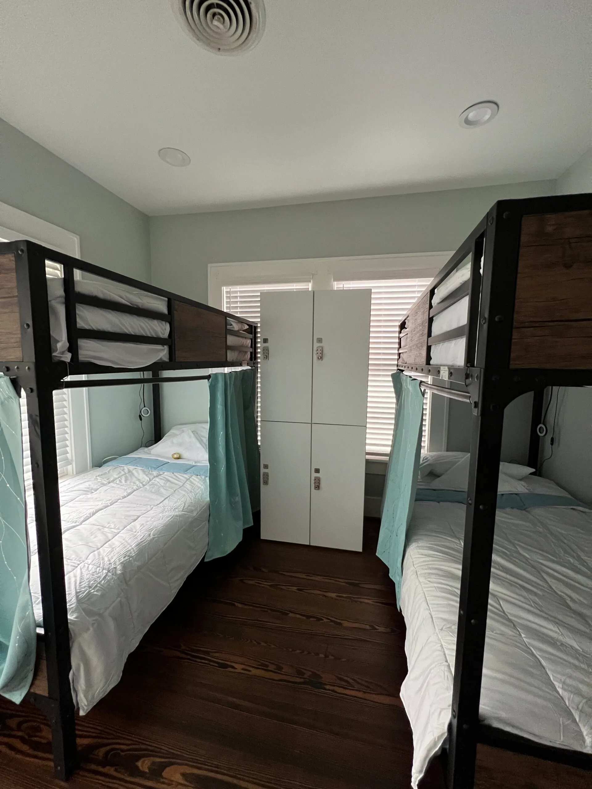 Mixed Dormitory 4